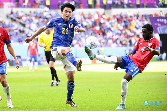 可在另一侧 可在另一侧