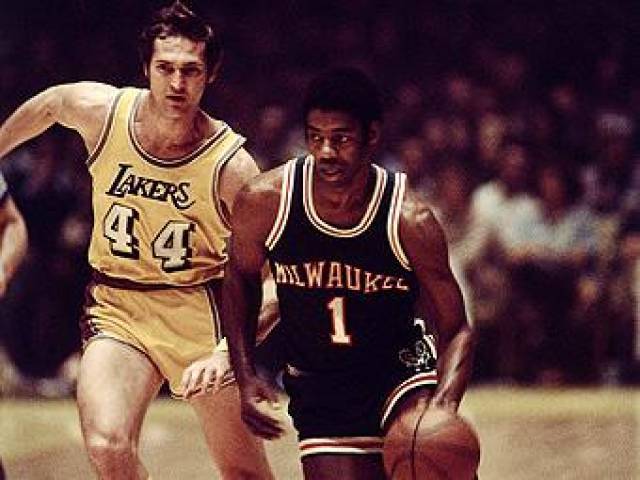 直以进攻能 直以进攻能