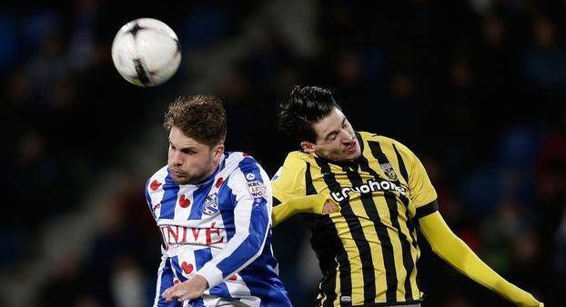 他曾多次为 他曾多次为