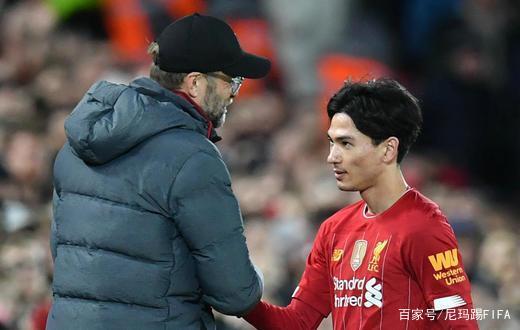 更是在赛场 更是在赛场